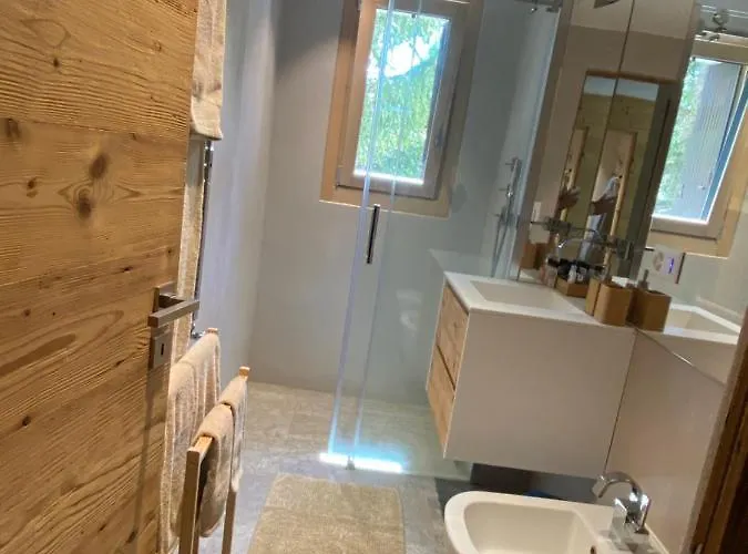 アパート Bilocale Nuovo Chesa Arlas *